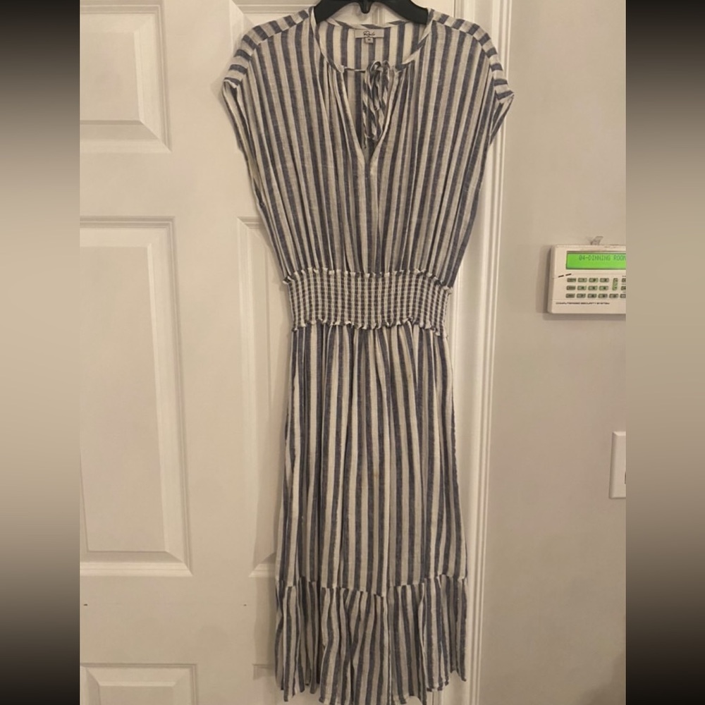 Rails navy and white dress with cinched waist